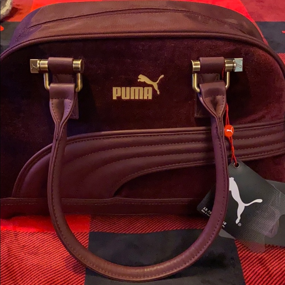 Puma 13.75” grip bag